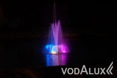 Цветодинамический фонтан на частной территории