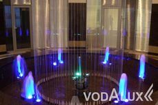 Необычный нитевидный фонтан в Набережных Челнах