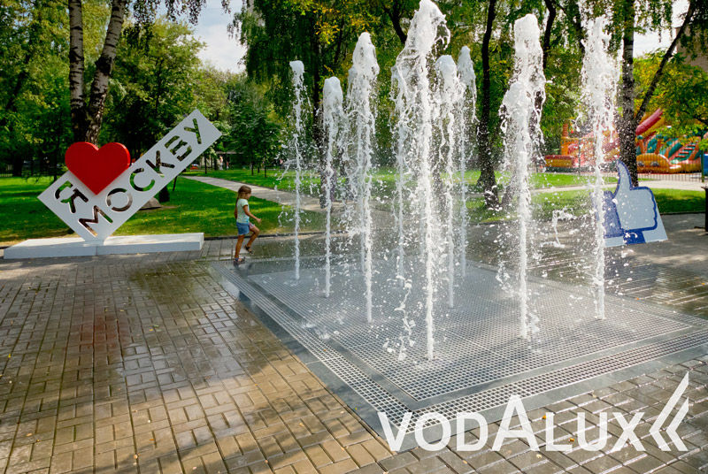 Цветодинамический фонтан в парке им. М.Бабушкина