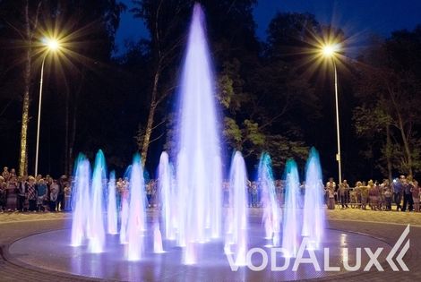 Музыкальный пешеходный фонтан в Новомосковске