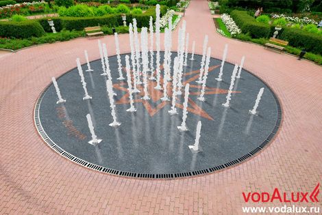 Строительство пешеходного фонтана "Роза ветров" в Ульяновске