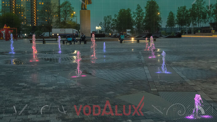 Строительство пешеходного фонтана на площади Кировска