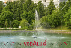 Плавающие фонтаны на Удальцовских прудах