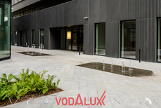 Пешеходный сухой фонтан в МФК Lunar: точка притяжения в футуристическом пространстве от Водалюкс