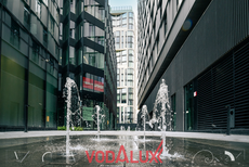 Пешеходный сухой фонтан в МФК Lunar